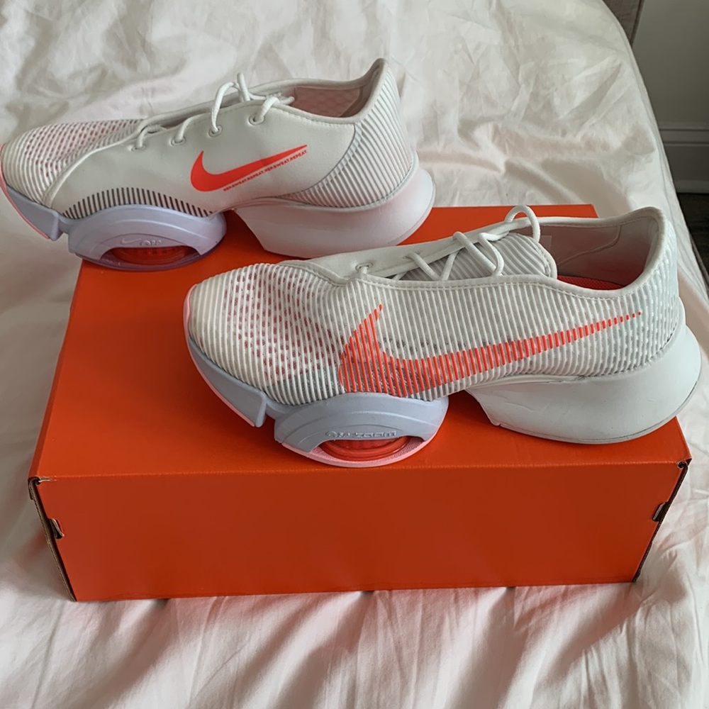 NIB women’s Nike Air Zoom Superrep 2 Sz 9